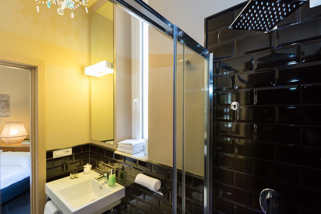 App Condotti Luxury Apartment In Рим Экстерьер фото